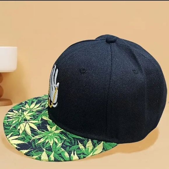 ☆Unbranded☆ Other - Marijuana☆Leaves☆Shorts☆Fit☆     ☆T-shirt☆Shorts☆Hat☆&☆Socks☆